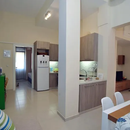 Stroll To The Center From An Elegant & Comfortable Chania (Crete)