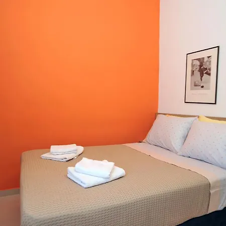Lägenhet Stroll To The Center From An Elegant & Comfortable *